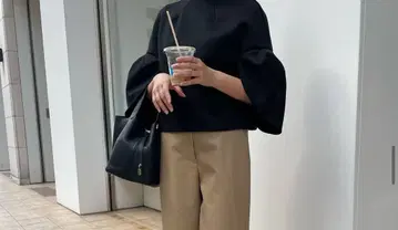 [ 새상품급 ] Heve 헤이 튤립 본딩 블라우스 블랙 프리