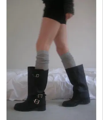 Didot.showroom 바이커 미들 부츠