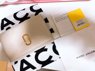 마크 제이콥스 삼단 접이식 지갑