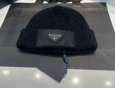 따뜻하고 스타일리시한 비니