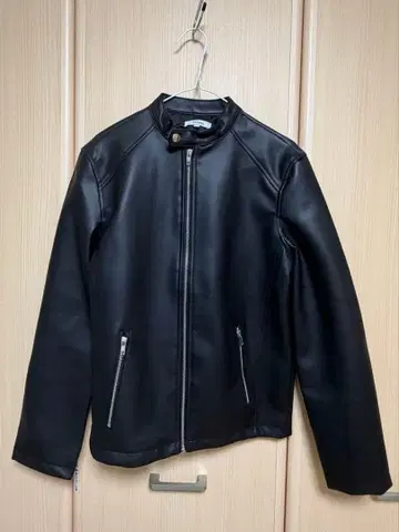 Nylaus 블랙 싱글 라이더 자켓