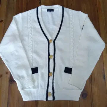 아이보리 V넥 가디건