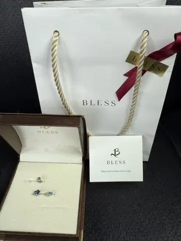 BLESS 귀걸이 세트