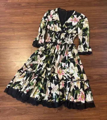 컨디션 최상 돌체앤가바나 백합 패턴 원피스