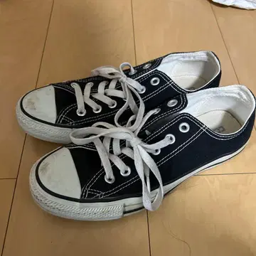 Converse 블랙 로우컷 스니커즈