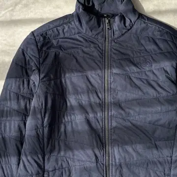 14991 THE NORTH FACE 패딩 자켓 네이비 컬러