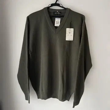 미사용 새상품 남성용 니트 V넥 스웨터 M 사이즈