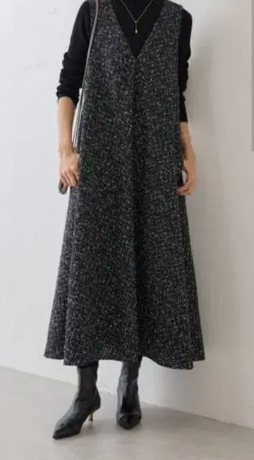 BEARDSLEY(비어즐리) 트위드 플레어 원피스