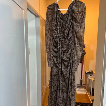 snidel 꽃무늬 드레이프 원피스