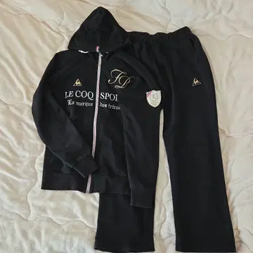 르꼬끄 맨투맨 상하의 L 사이즈