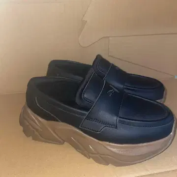 PUMA LOAFER 푸마 로퍼 스니커즈 Black-Gum