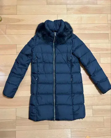 DUVETICA 퍼 달린 블랙 다운 자켓