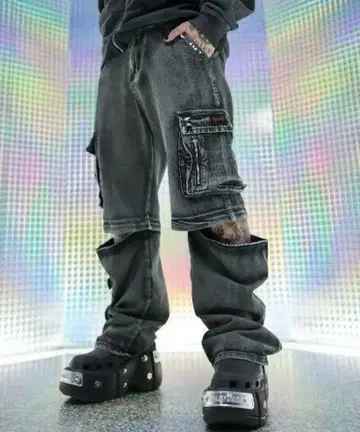 LOVE KILLER 러브 킬러 밀리터리 스터드 데님 팬츠
