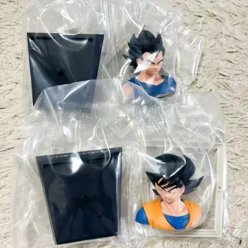제일복권 DRAGON BALL 40th E상 만화 스트럭처 2개 세트