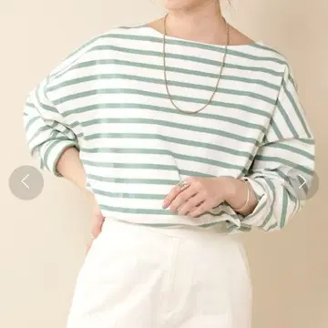 SHENERY 사이드 슬릿 보더 티셔츠