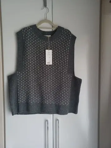 prit 프릿 스티치 자카드 직물 베스트