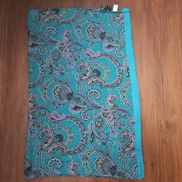 레리안 x G BINDA 캐시미어 실크 터콰이즈 페이즐리 무늬 스톨