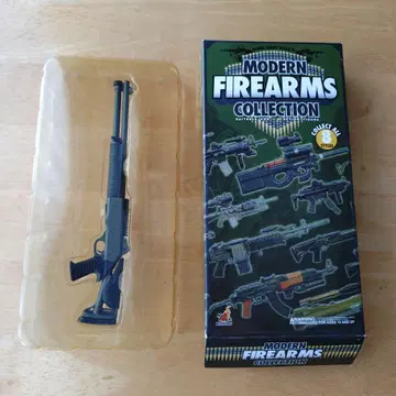 1/6 HOTTOYS MODERN FIREARMS 8 SHOTGUN