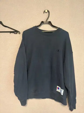 챔피온 네이비 크루넥 맨투맨 C3-Y034