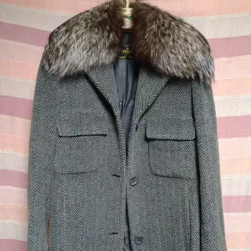 그레이 헤링본 트위드 체스터 코트