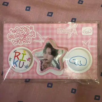NCT WISH riku 1ST PHOTO EXHIBITION 핀 배지