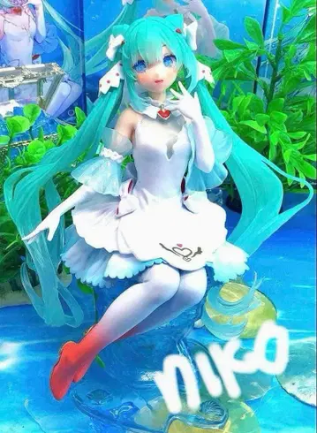 하츠네 미쿠 EVOLVE Clearluxe 클리오네 피규어