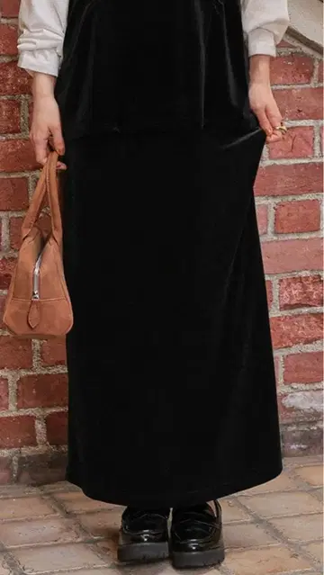 titivate I라인 벨로아 스커트 블랙 L