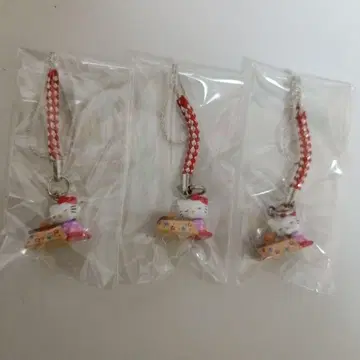 헬로키티 스트랩 3개 세트