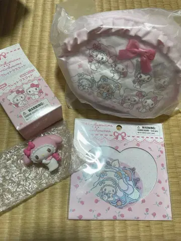 산리오 mikko illustrations 파우치 피규어 씰