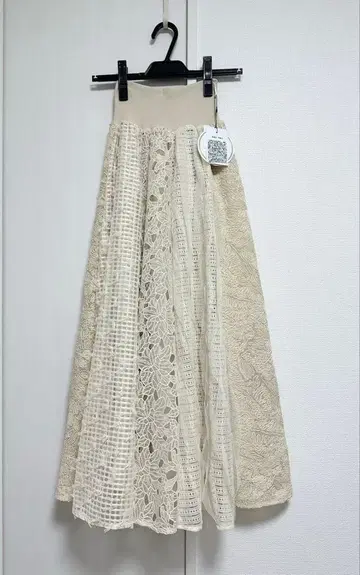 [ MONiLE ] 모니레 레이스 조합 롱 스커트