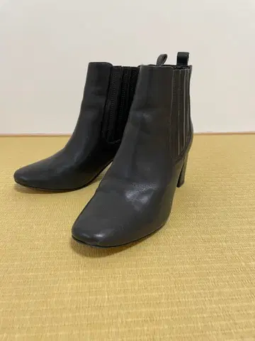 패러디 크룰 블랙 가죽 부츠 36