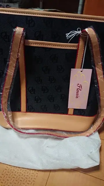 DYNAMIC DREAM 브라운 핸드백