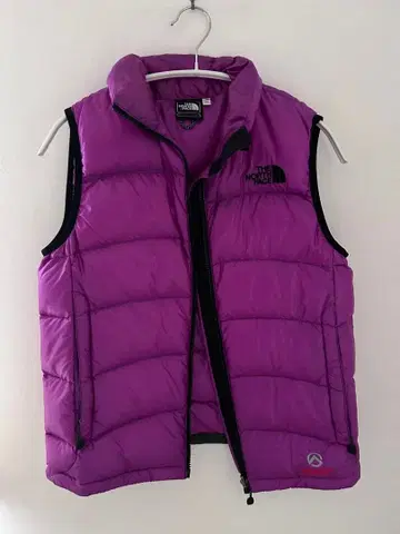 간호사 페이스 다운 베스트 THE NORTH FACE SUMMIT