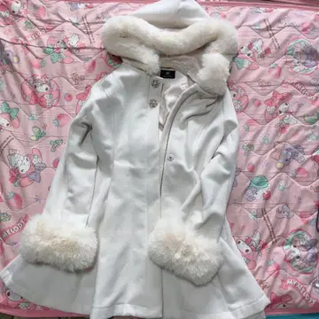 ROJITA 백리본 후디 코트 화이트 로지타