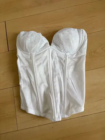 [ tu-hacci ] 화이트 코르셋 상하의 세트