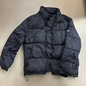 ZARA dnwr 블랙 다운 자켓