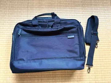 블랙 비즈니스 백 숄더 스트랩 포함