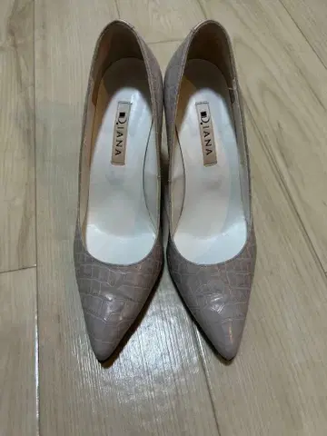 DIANA 펌프스 다이애나 펌프스