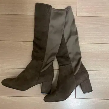 내추럴 뷰티 베이직 브라운 스웨이드 롱 부츠