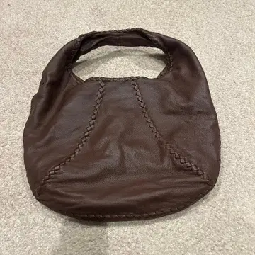 브라운 가죽 뜨개질 핸드백