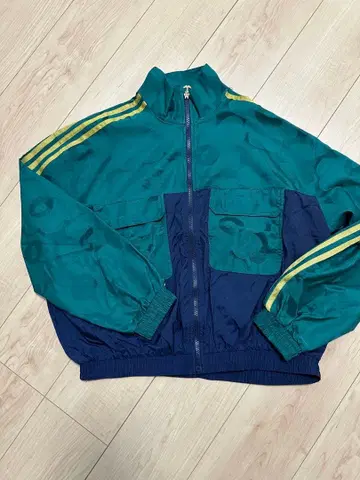 adidas x marimekko 콜라보