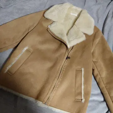 유니클로 무스탕 코트 베이지 지퍼