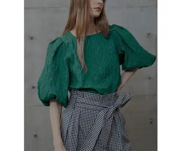 [ COEL ] 코엘 엠보 자카드 블라우스