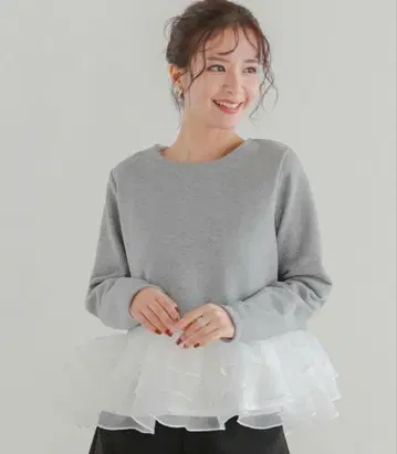 fitmore 오간자 프릴 레이어드 맨투맨