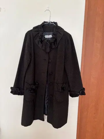 프릴 달린 다크 그레이 울 코트 갤러리 비스콘티 L 사이즈