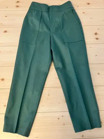 [ 이에나 IENA ] 그린 울 크롭 팬츠