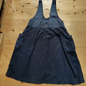 grin 다크 블루 슬리브리스 스커트