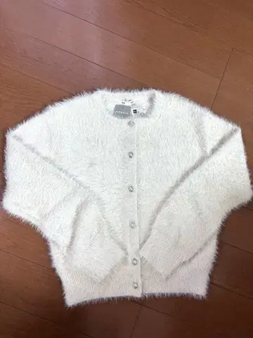 GU 샤이니 크루넥 가디건 Z 새상품급