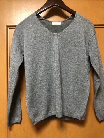 투모로우랜드 Ballsey 실크 혼방 V넥 니트