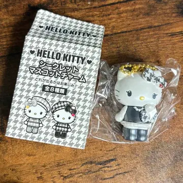 시크릿 마스코트 참 흑백 걸리시 쌍둥이 코디 헬로키티